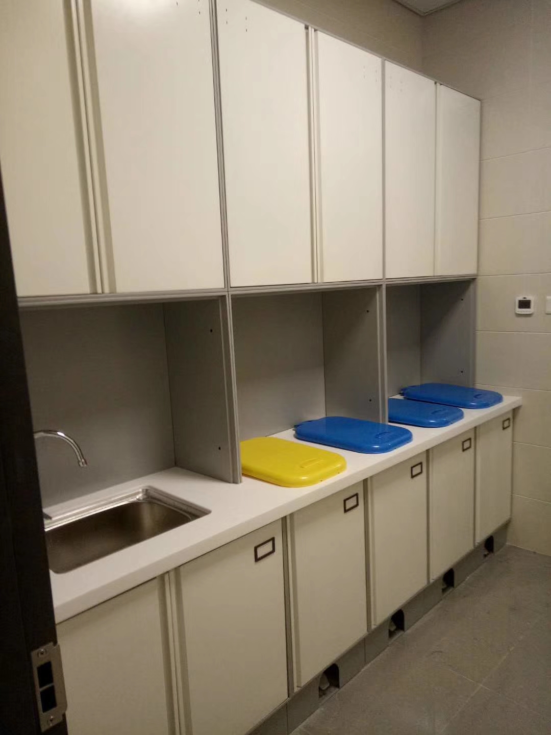 Jiangsu Provincial People's Hospital — Comprehensive Furniture Fit-Out