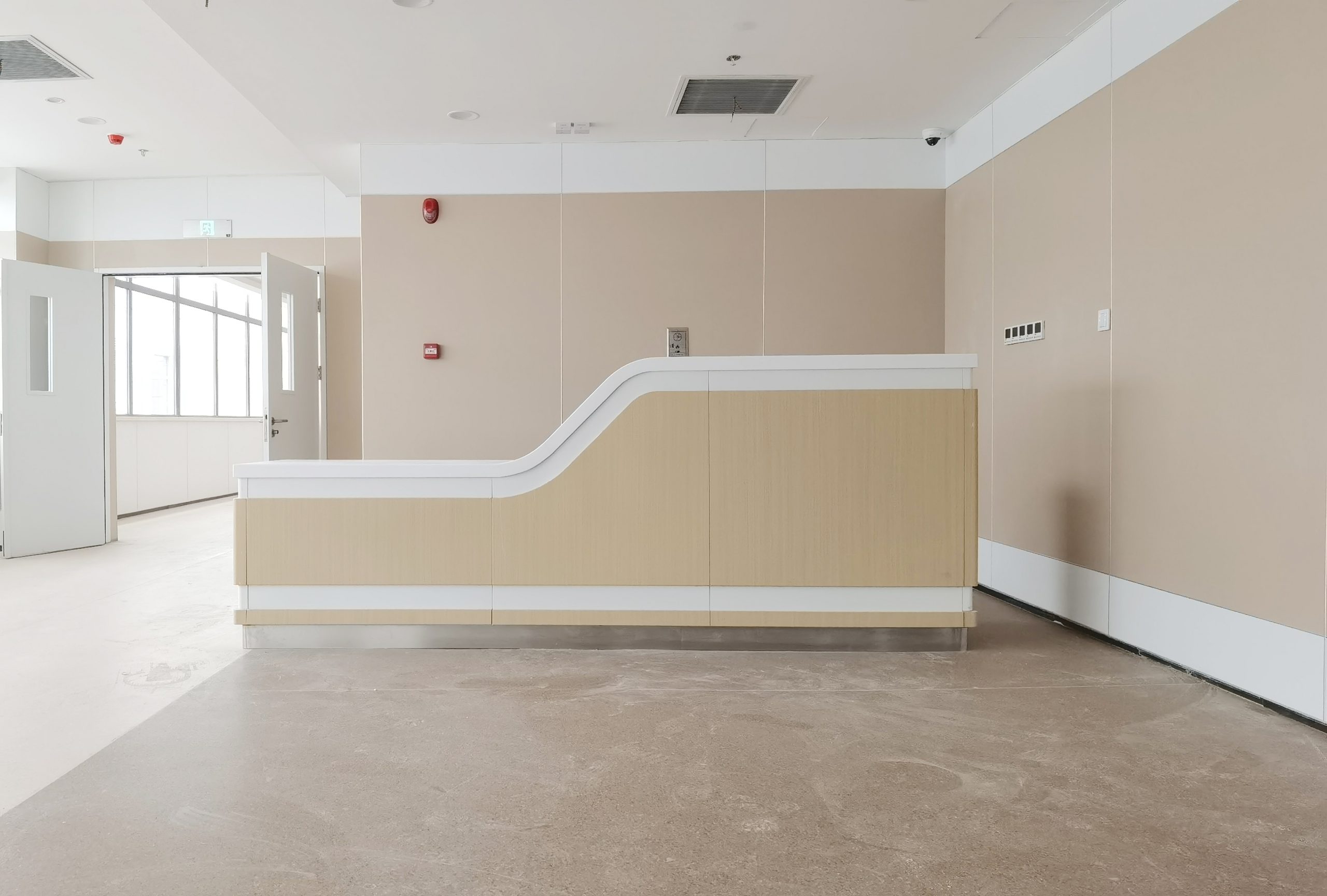Leshan High-Tech Zone Hospital — Nursing Station Fit-Out