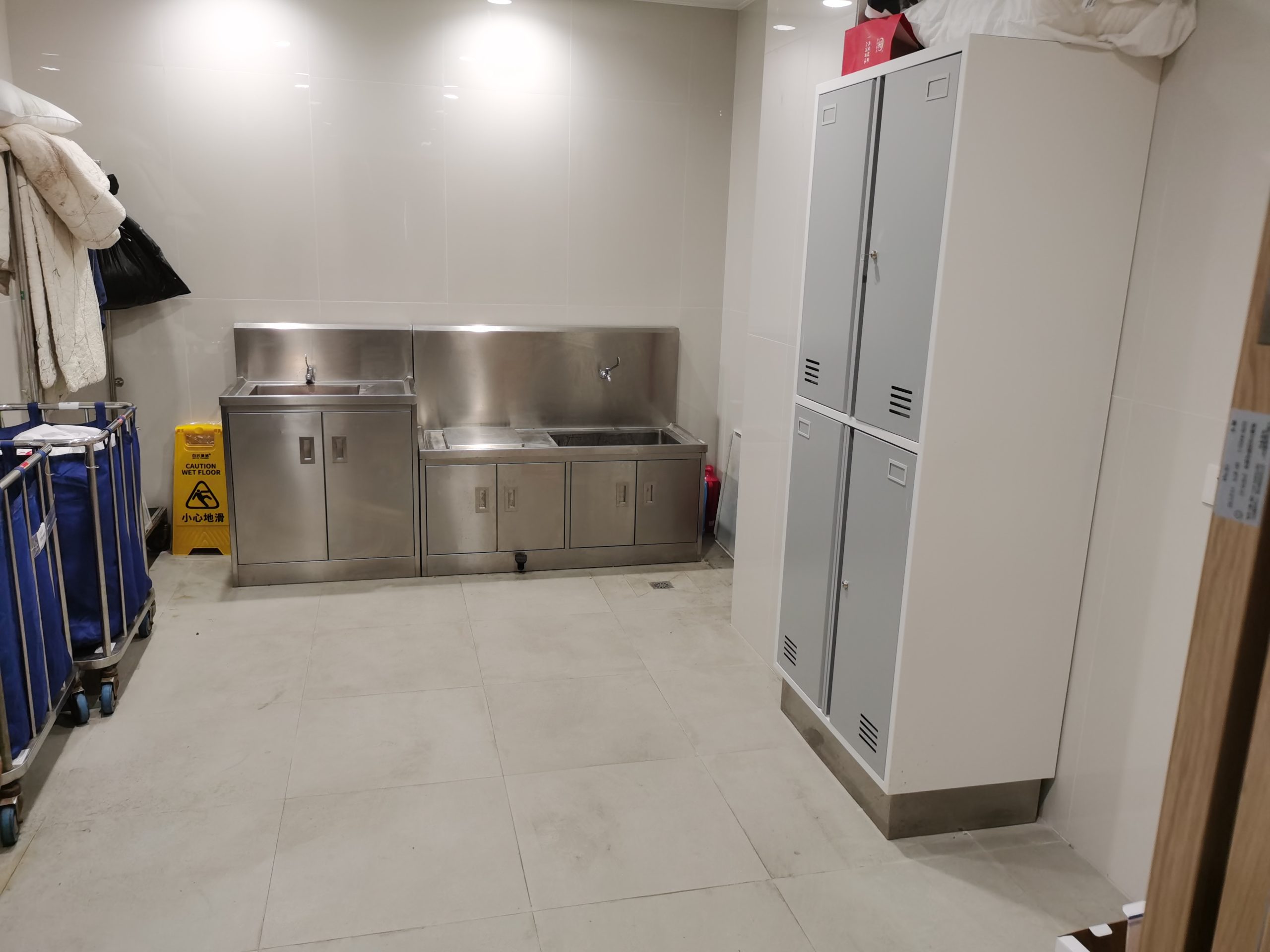 Nantong First People's Hospital — Integrated Medical Furniture Project