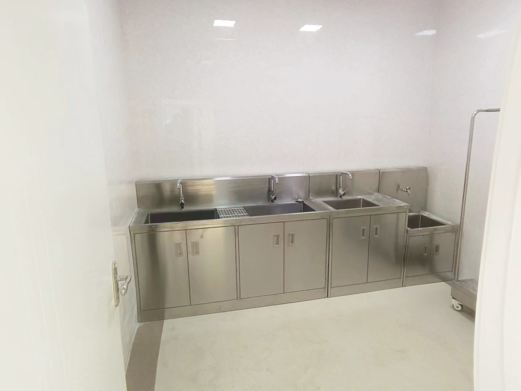 Luzhou Jiangyang Women and Children's Health Hospital — MCH Furniture Project