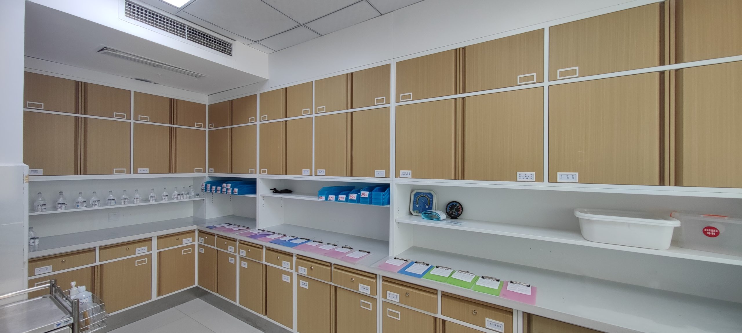 Qingchuan Traditional Chinese Medicine Hospital — TCM Furniture Fit-Out