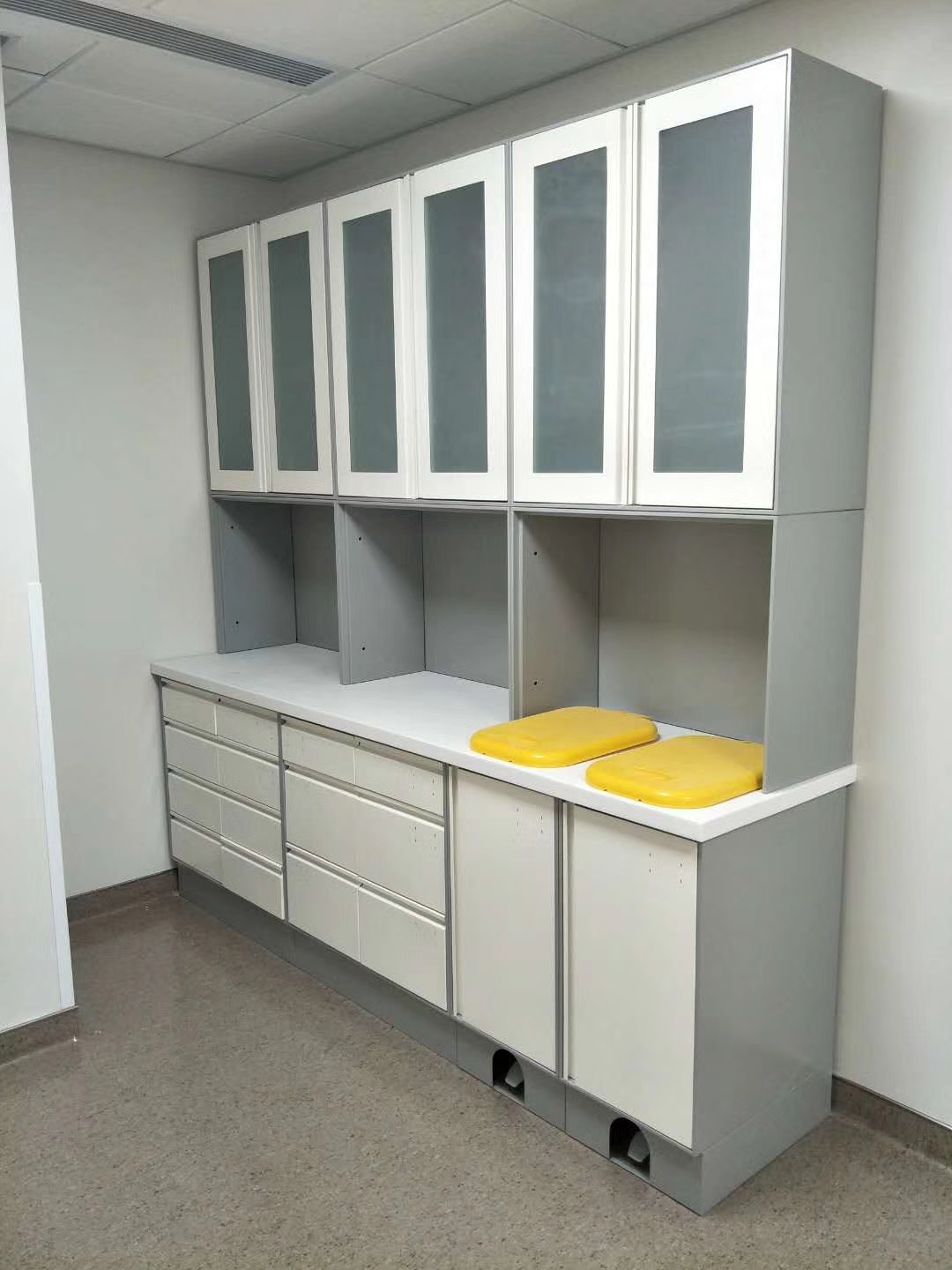 Jiangsu Provincial People's Hospital — Comprehensive Furniture Fit-Out