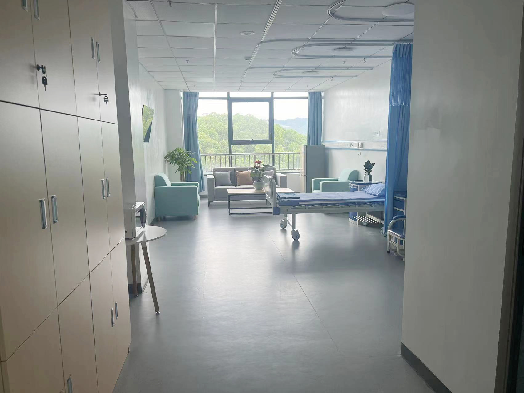 Gaoxian People's Hospital — Medical Furniture Fit-Out
