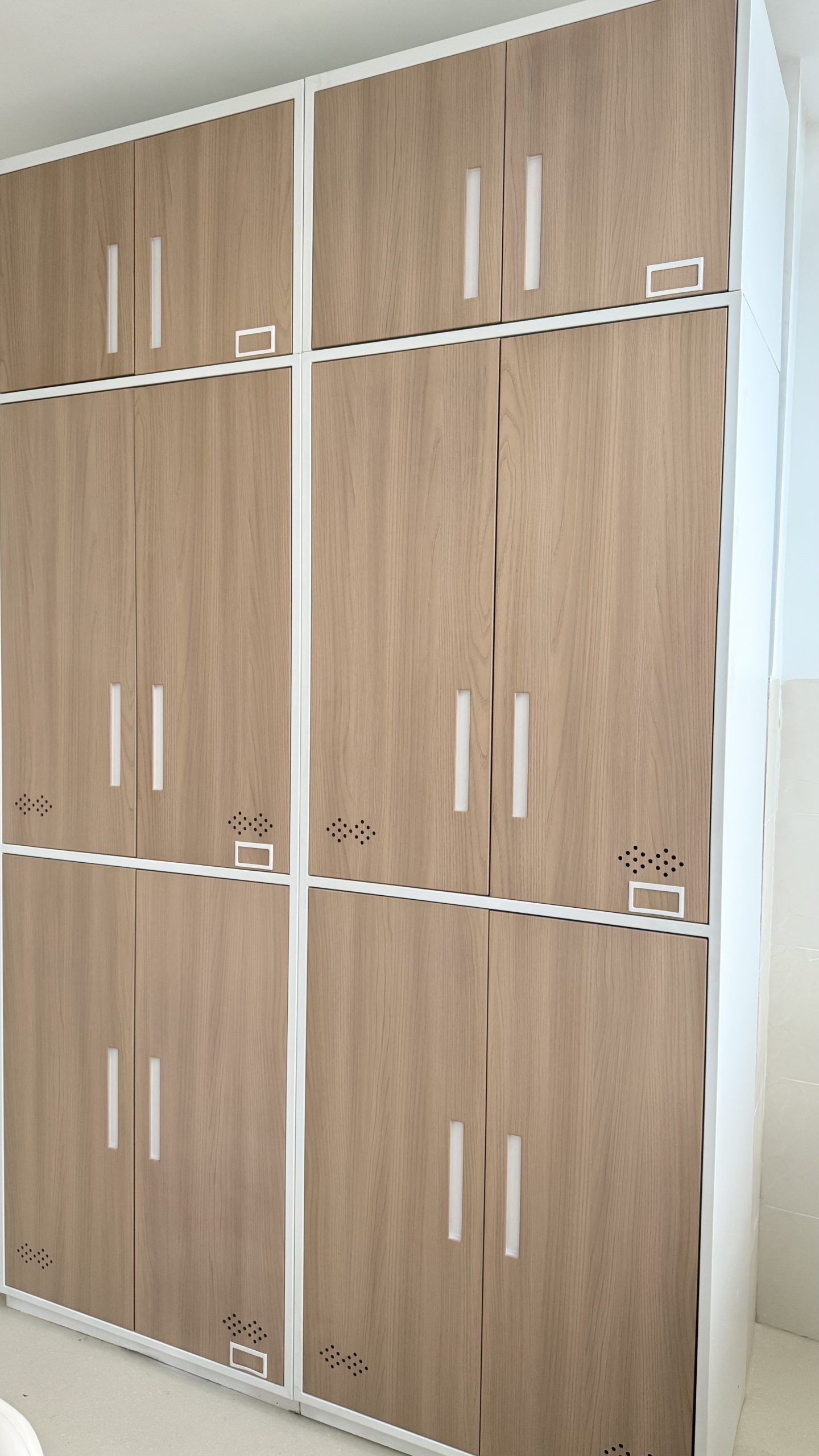 Dechang Traditional Chinese Medicine Hospital — Medical Furniture Fit-Out