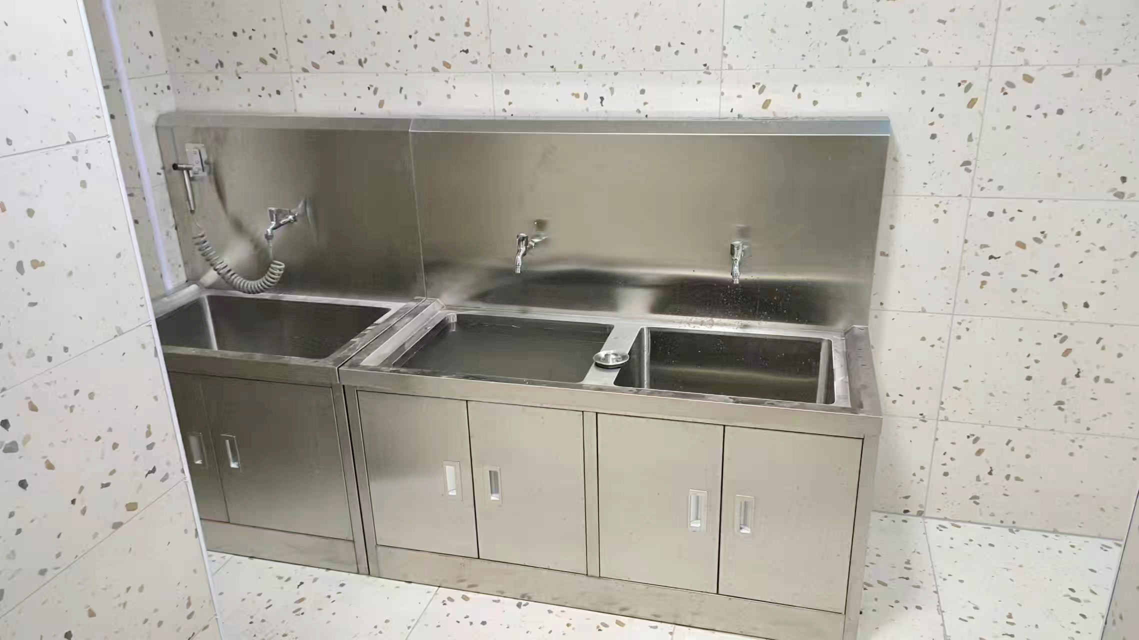 Tongshan County Women and Children's Health Hospital — MCH Furniture Project