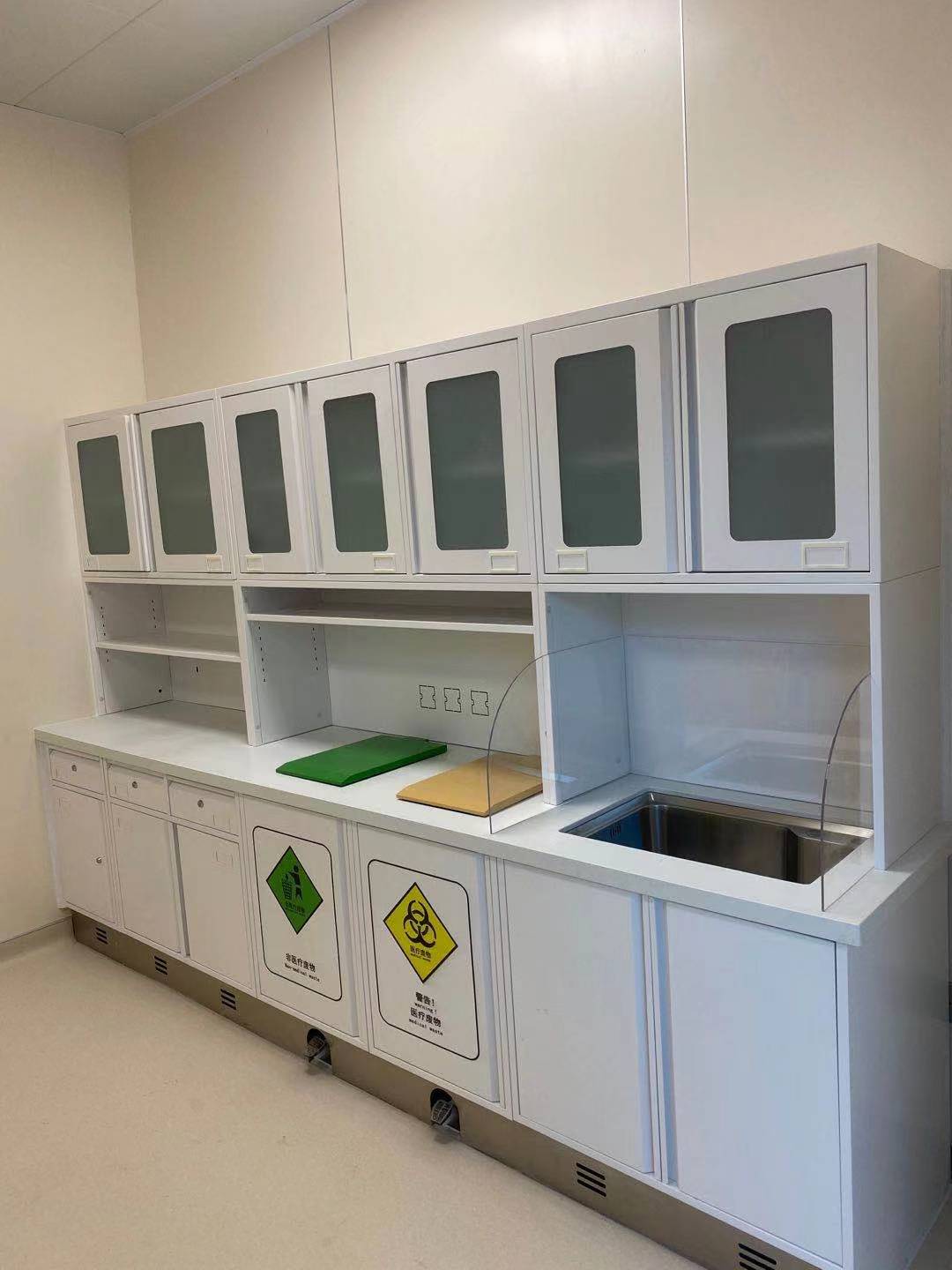 Lüliang Central Hospital — Comprehensive Medical Furniture Fit-Out