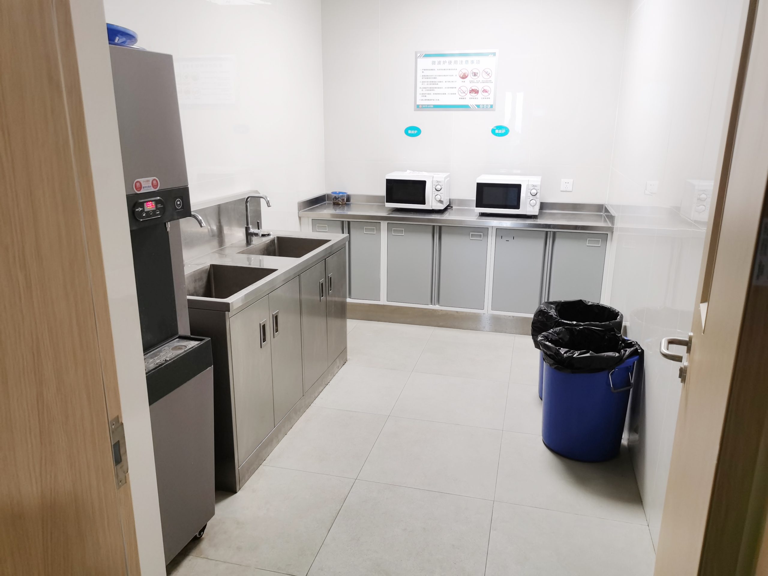 Nantong First People's Hospital — Integrated Medical Furniture Project