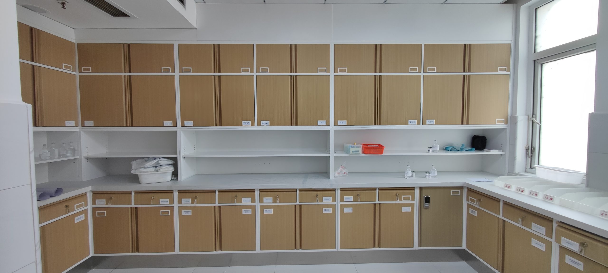 Qingchuan Traditional Chinese Medicine Hospital — TCM Furniture Fit-Out
